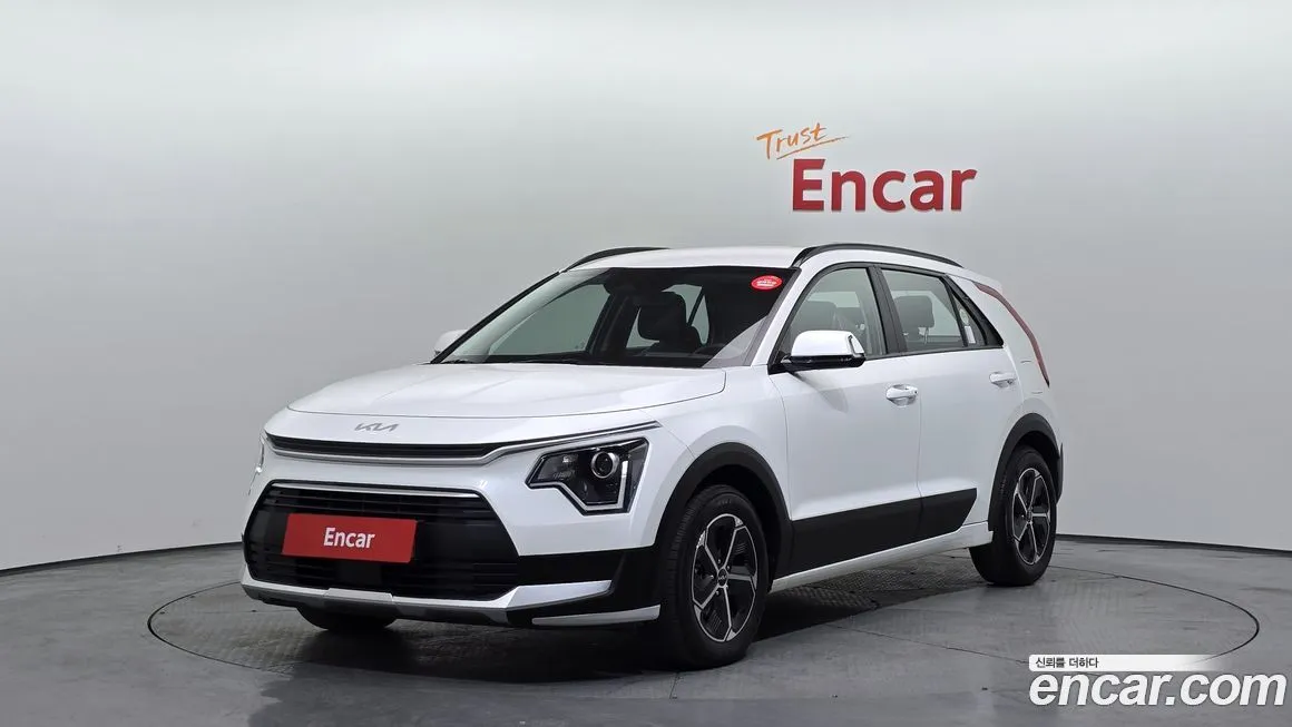 Kia Niro — фото 1