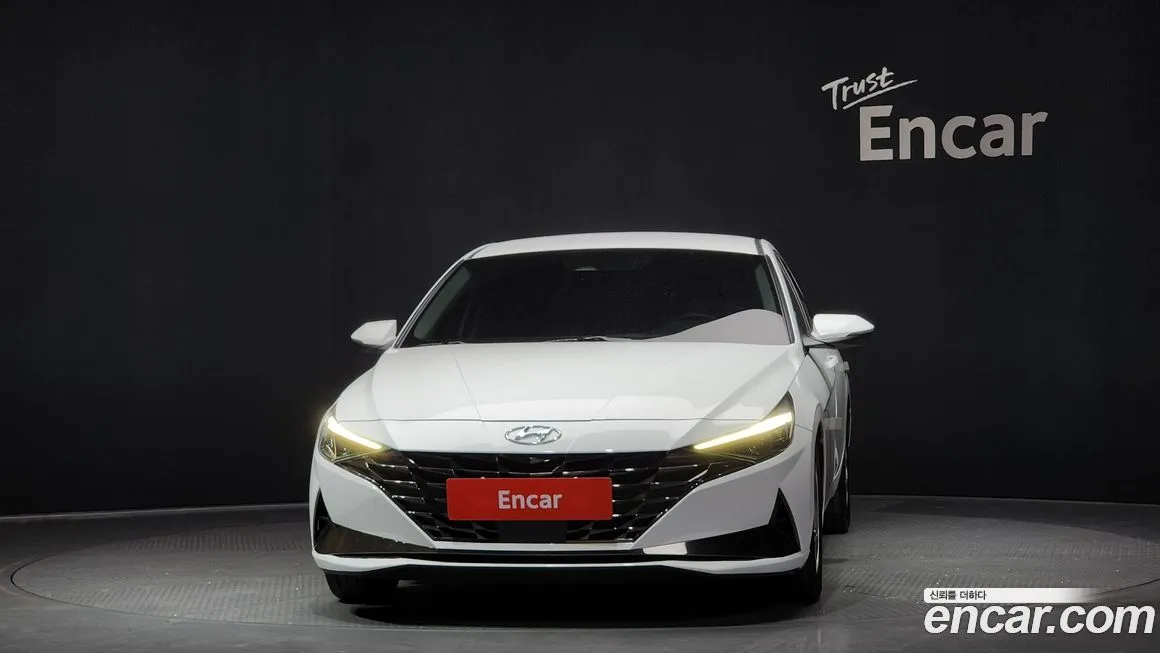 Hyundai AVANTE — фото 3