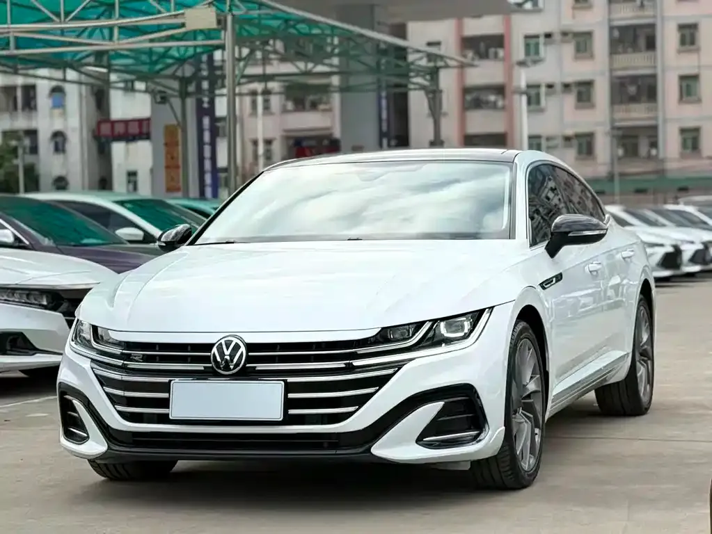 Volkswagen CC — фото 1
