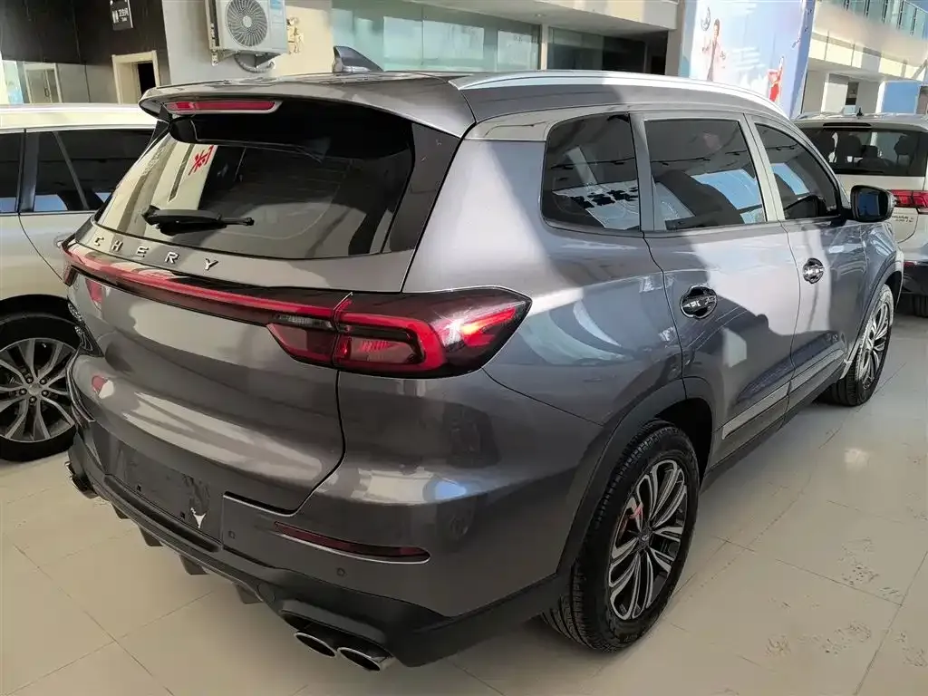 Chery Tiggo 8 — фото 10