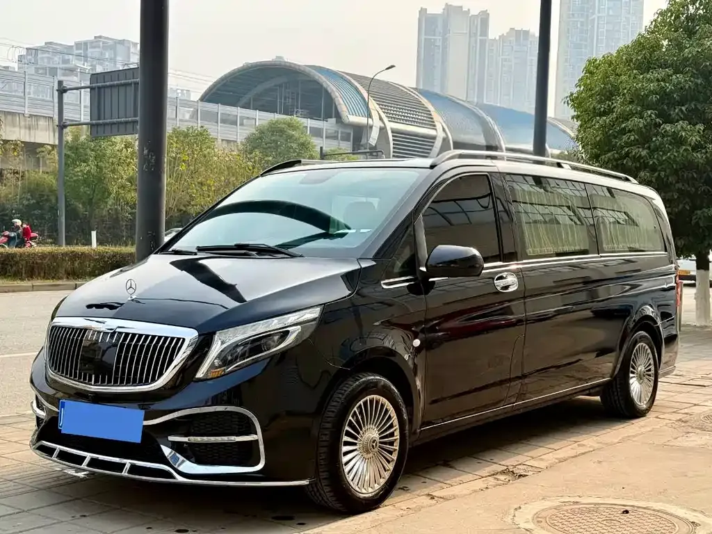 Mercedes-Benz Vito — фото 1