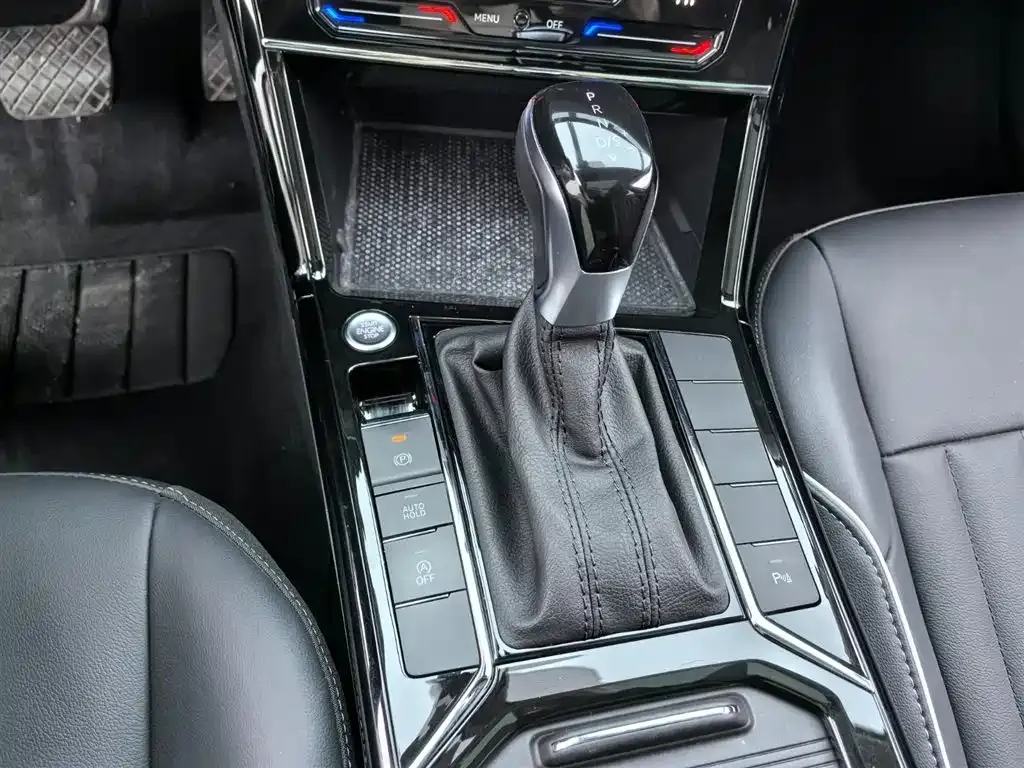 Volkswagen Passat — фото 5