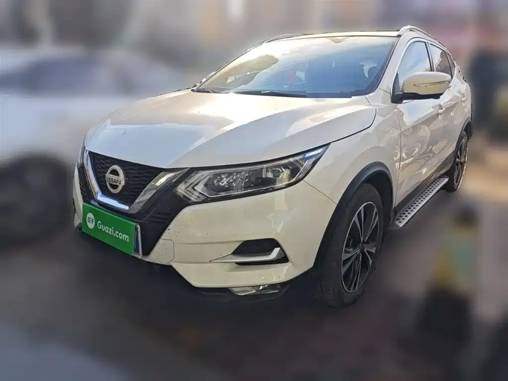 Nissan Qashqai — фото 4