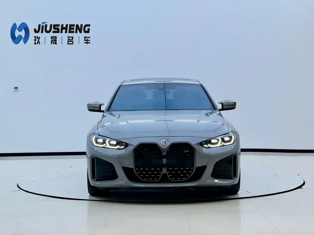 BMW i4 — фото 2