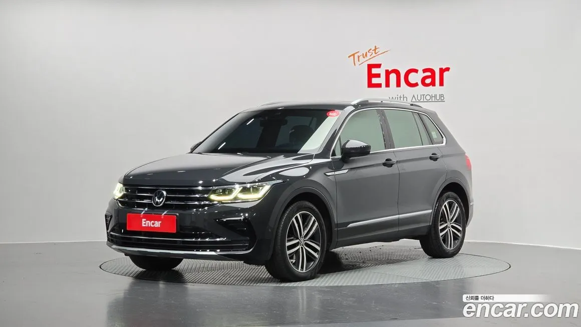 Volkswagen Tiguan — фото 1