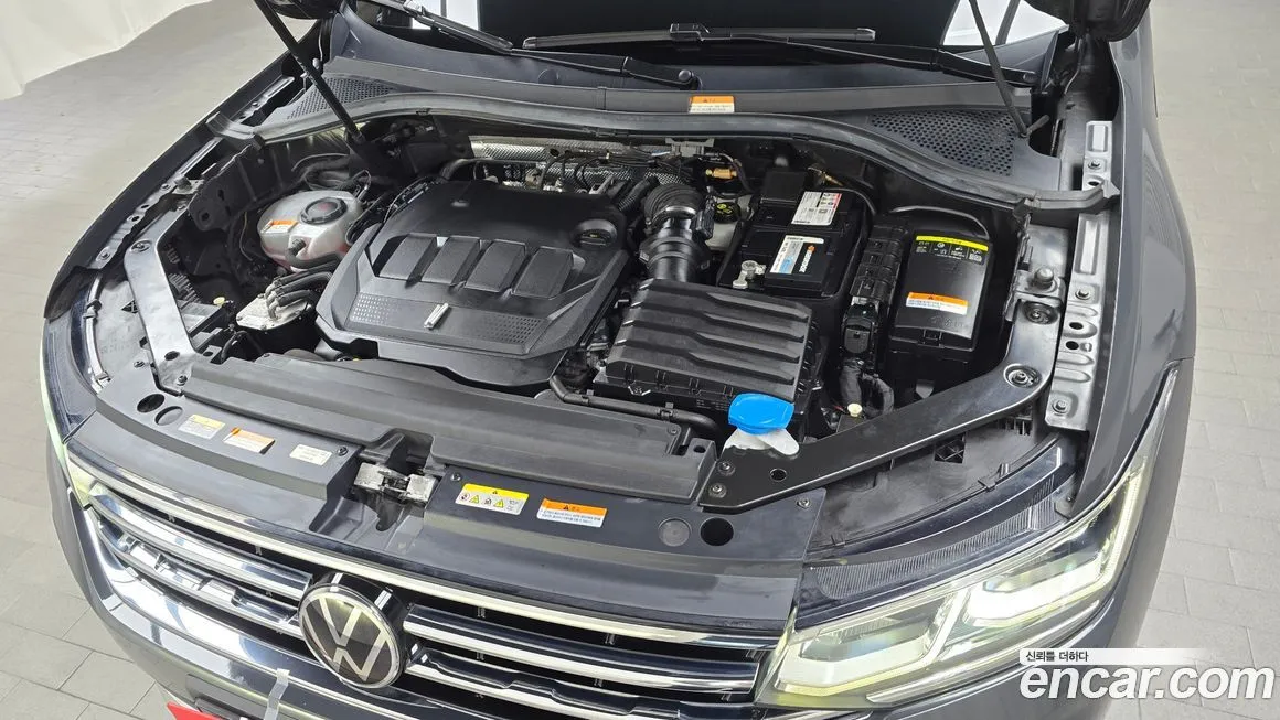 Volkswagen Tiguan — фото 7