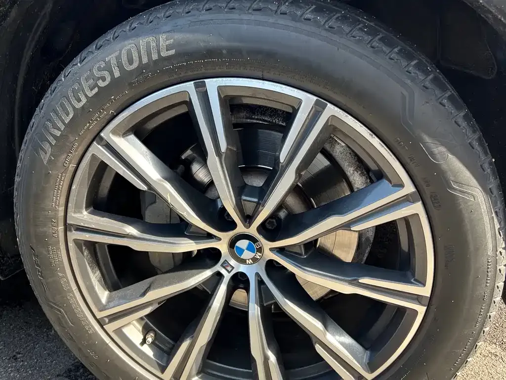 BMW X5 (Import) — фото 4