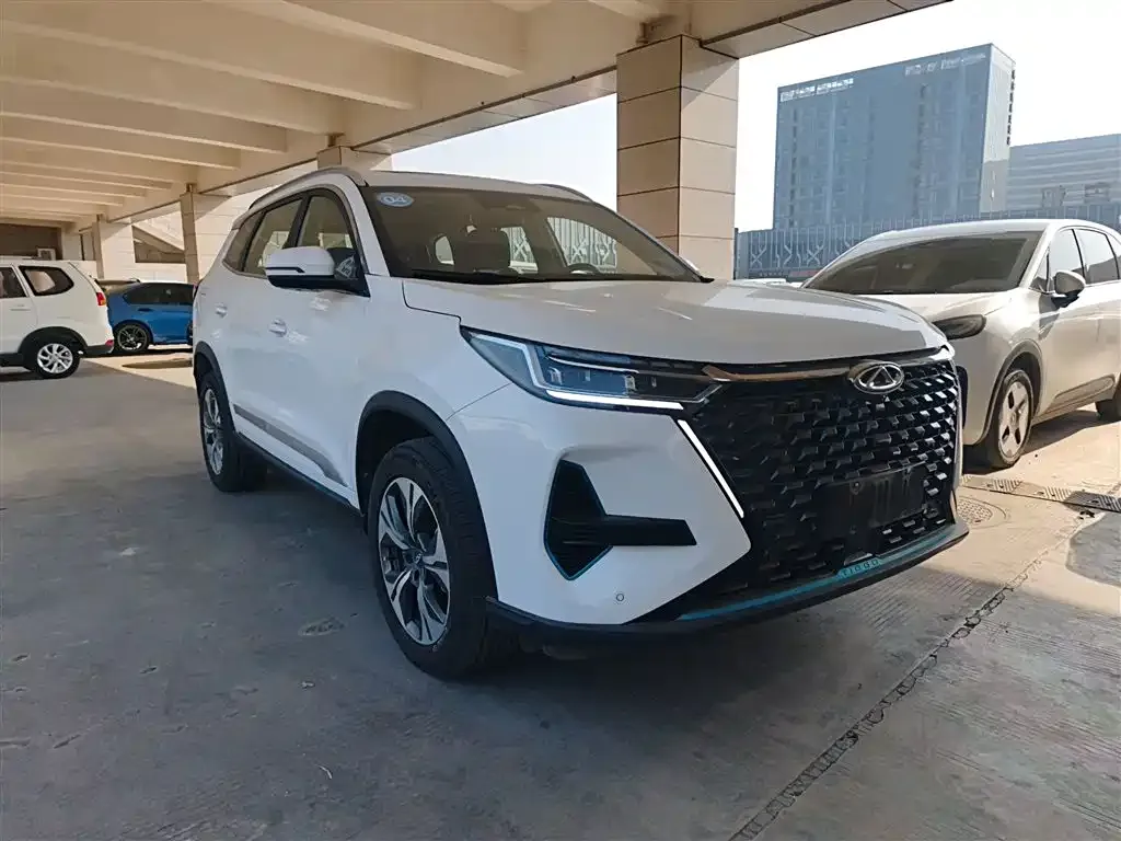 Chery Tiggo 8 PRO NEV — фото 8