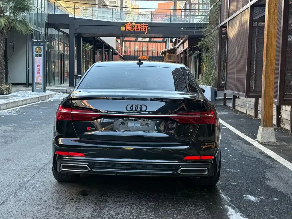 Audi A6L — фото 5