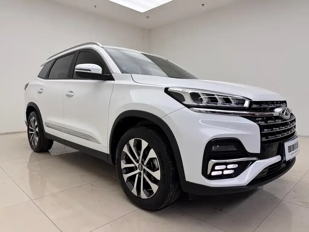 Chery Tiggo 8 — фото 3