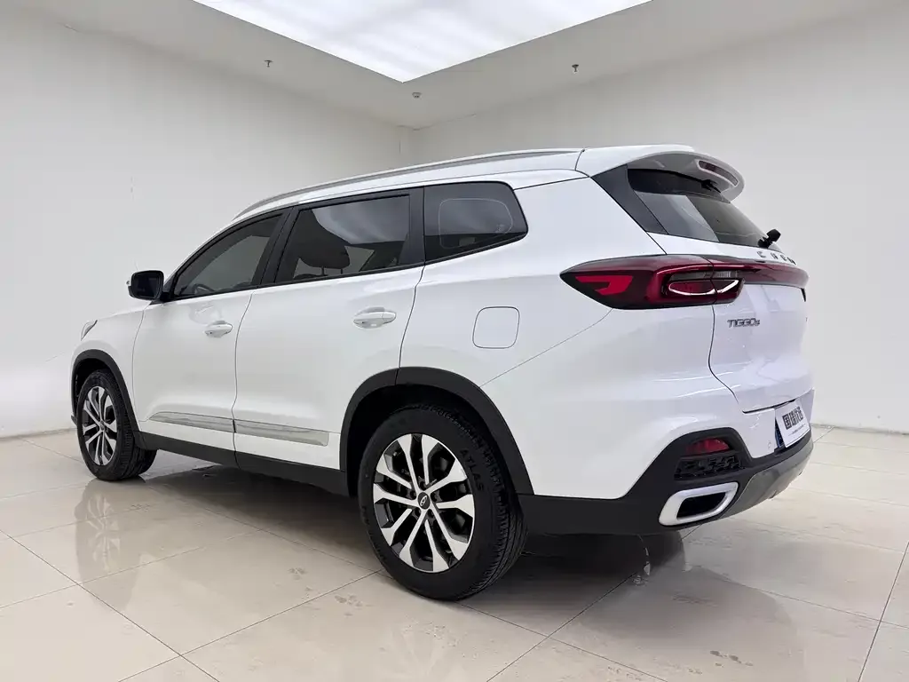 Chery Tiggo 8 — фото 2