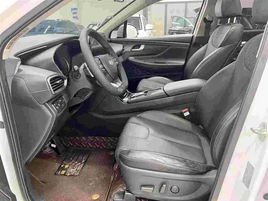 Hyundai Santa Fe — фото 7