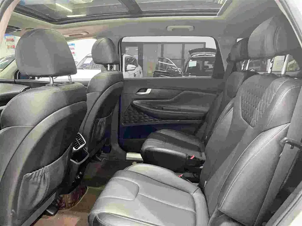 Hyundai Santa Fe — фото 2