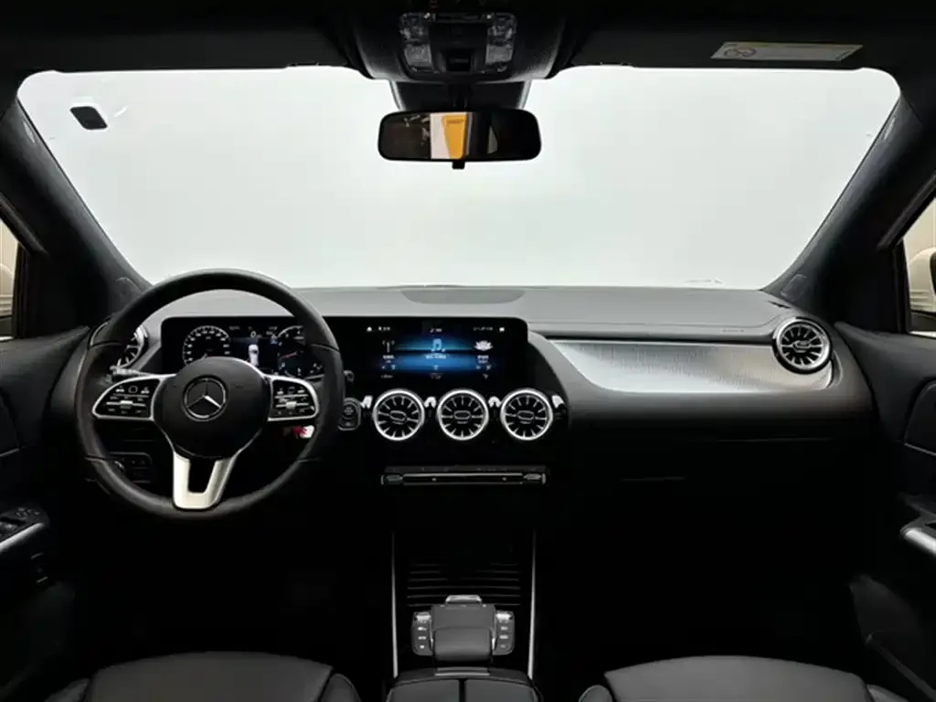 Mercedes-Benz GLA — фото 4