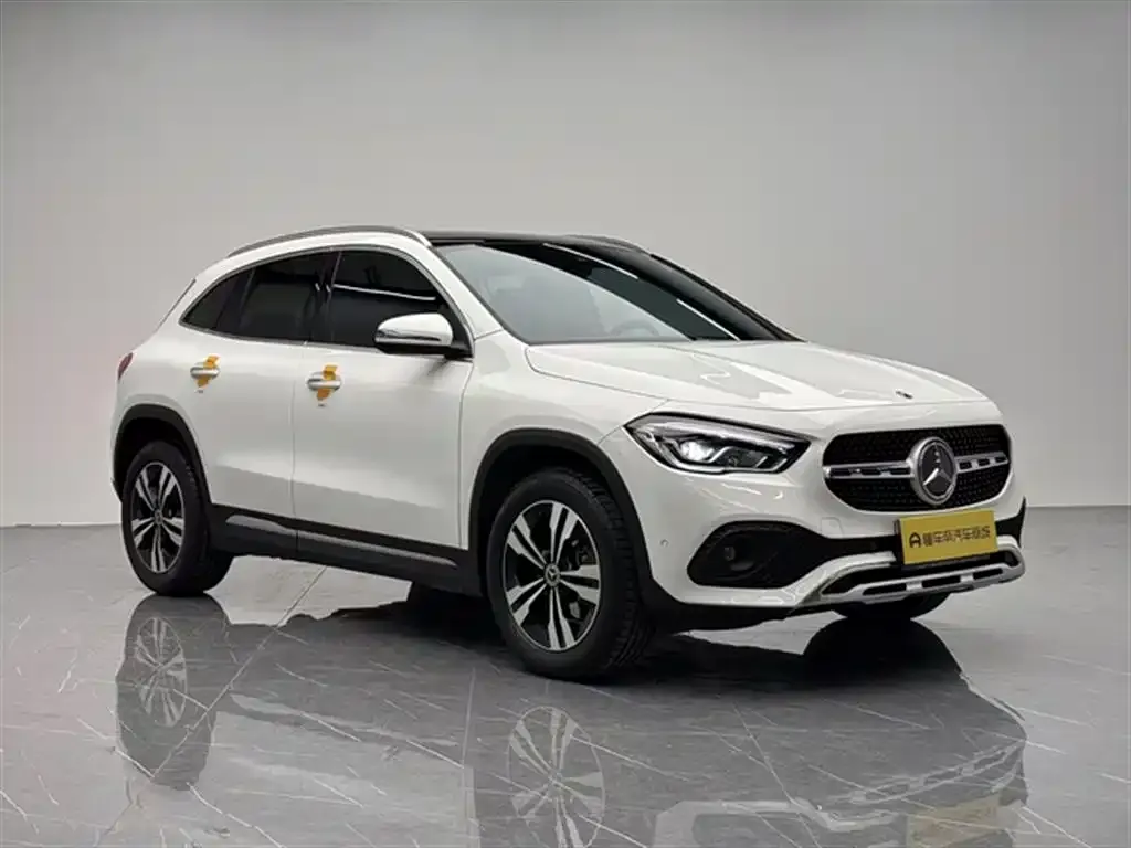 Mercedes-Benz GLA — фото 6