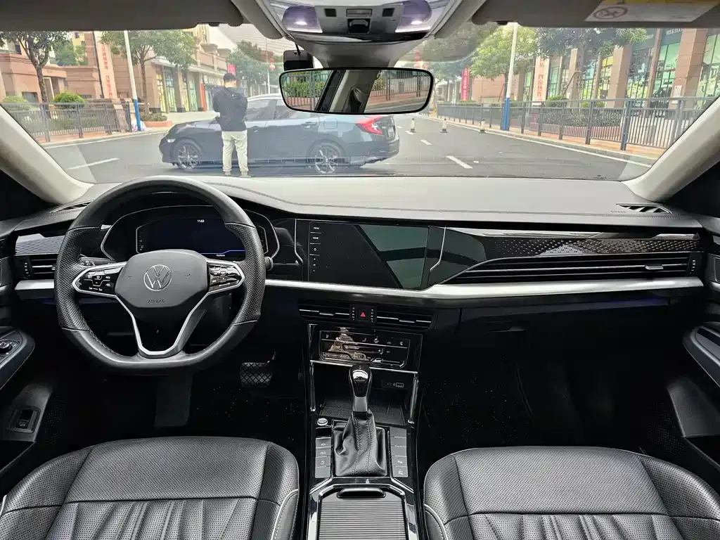 Volkswagen Passat — фото 7