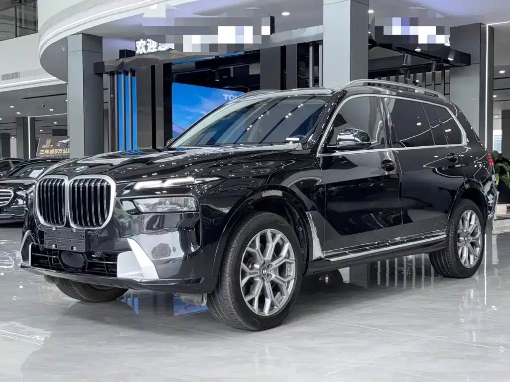 BMW X7 — фото 1