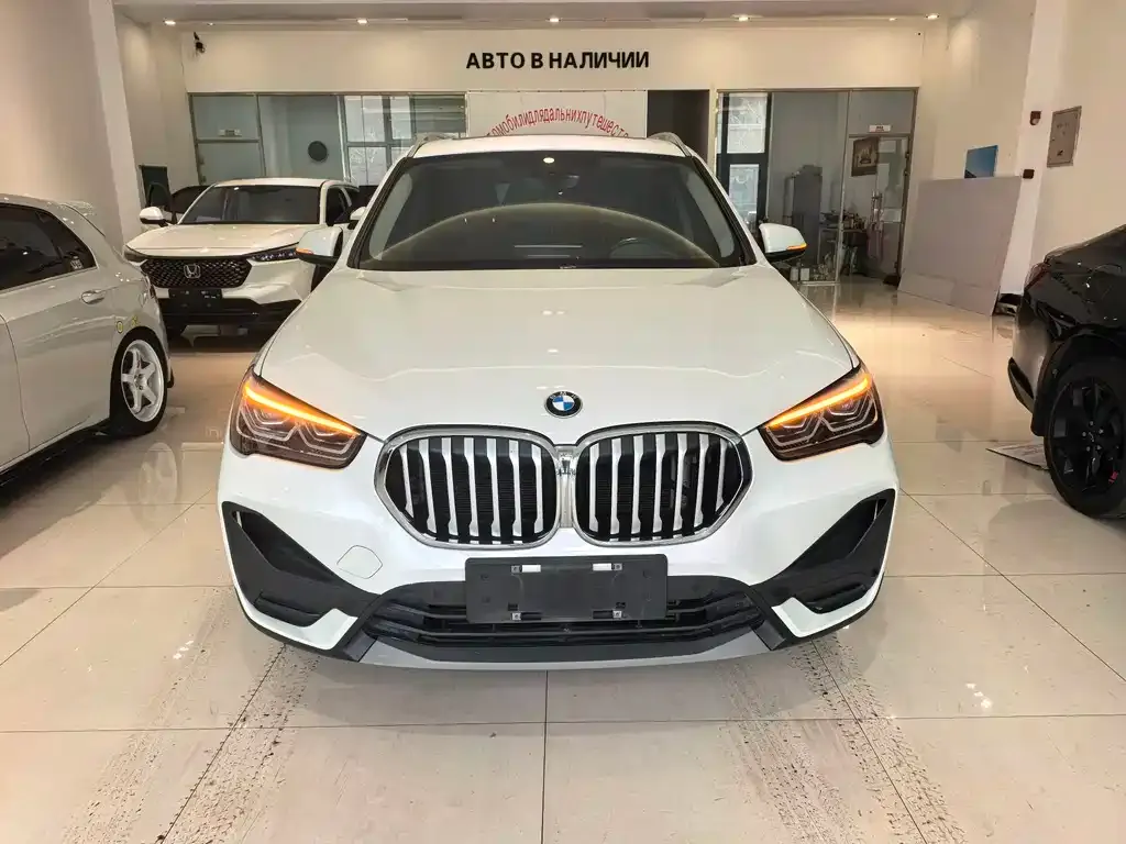 BMW X1 — фото 10