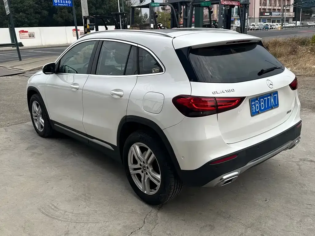 Mercedes-Benz GLA — фото 6