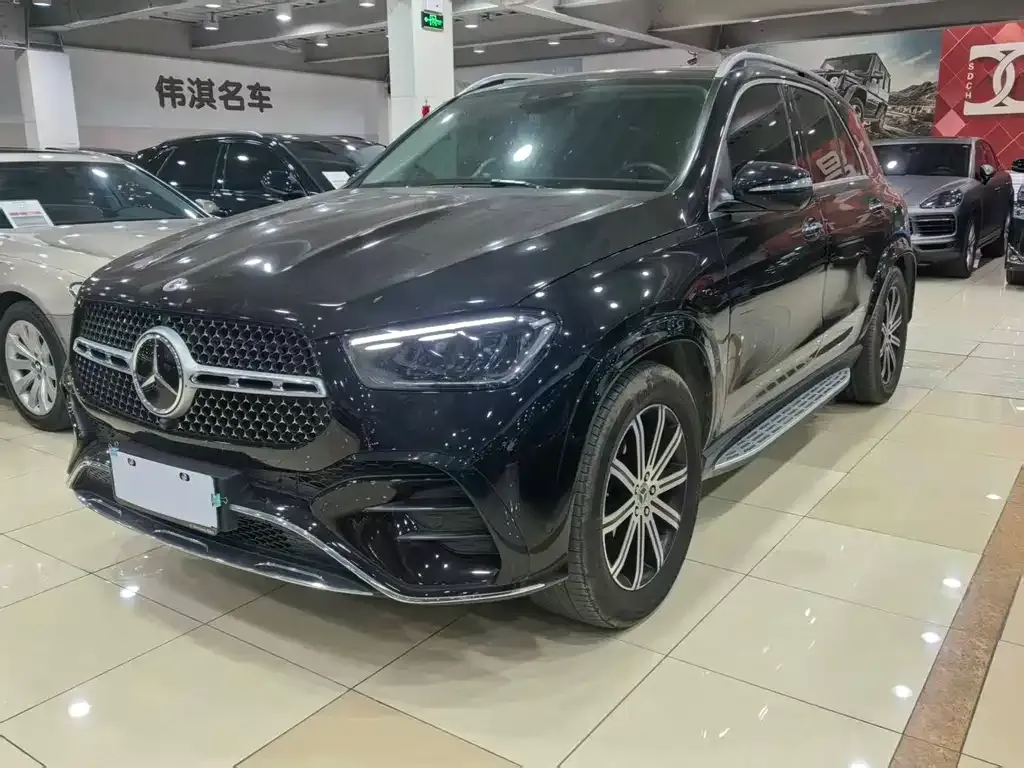 Mercedes-Benz GLE — фото 1