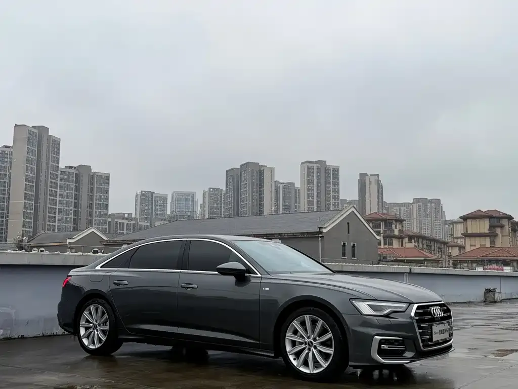 Audi A6L — фото 2