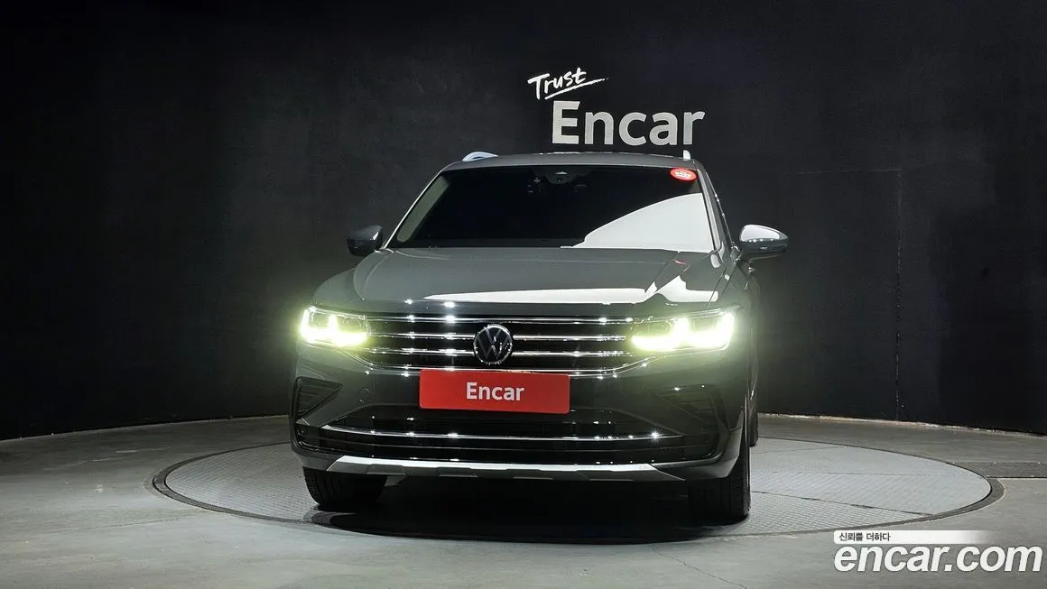 Volkswagen Tiguan — фото 2