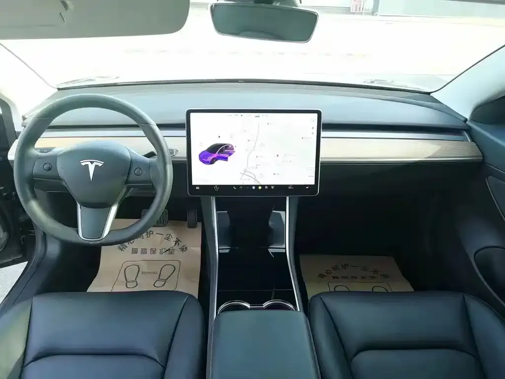 Tesla Model 3 — фото 6