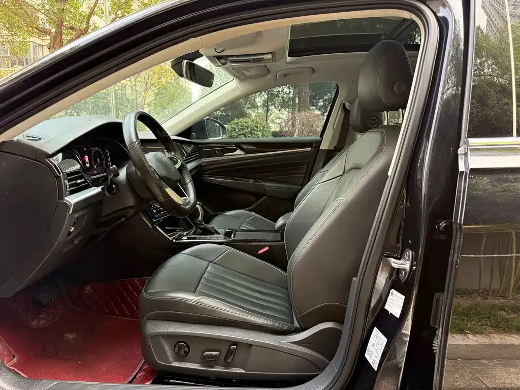 Volkswagen Passat — фото 4