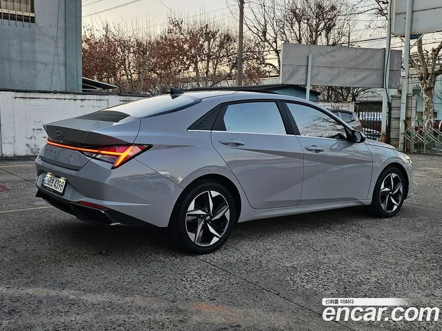 Hyundai AVANTE — фото 10