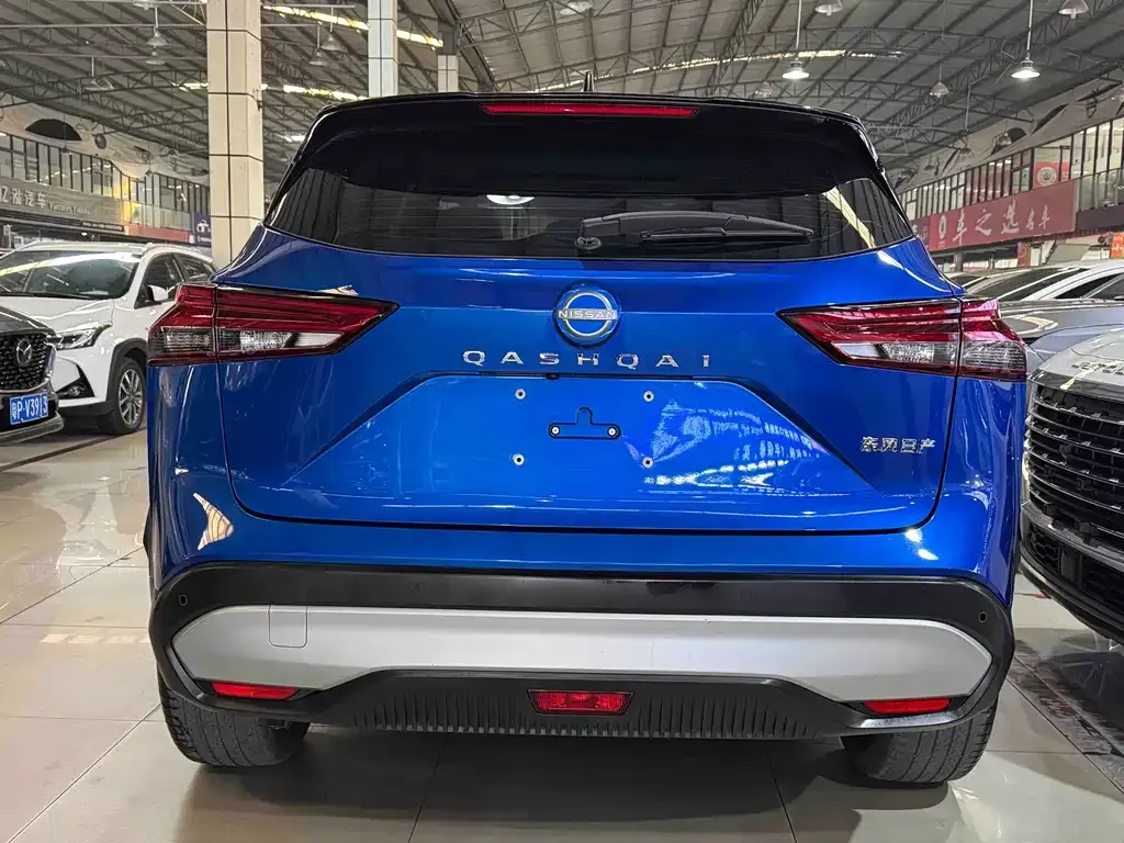 Nissan Qashqai — фото 9