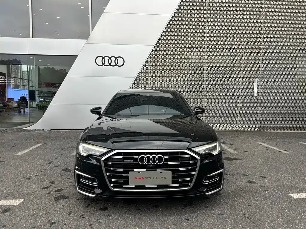 Audi A6L — фото 10