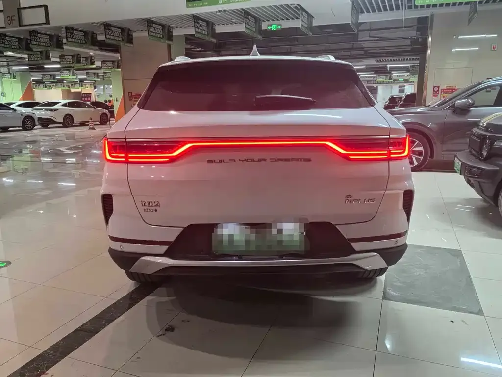 BYD PLUS New Energy — фото 6