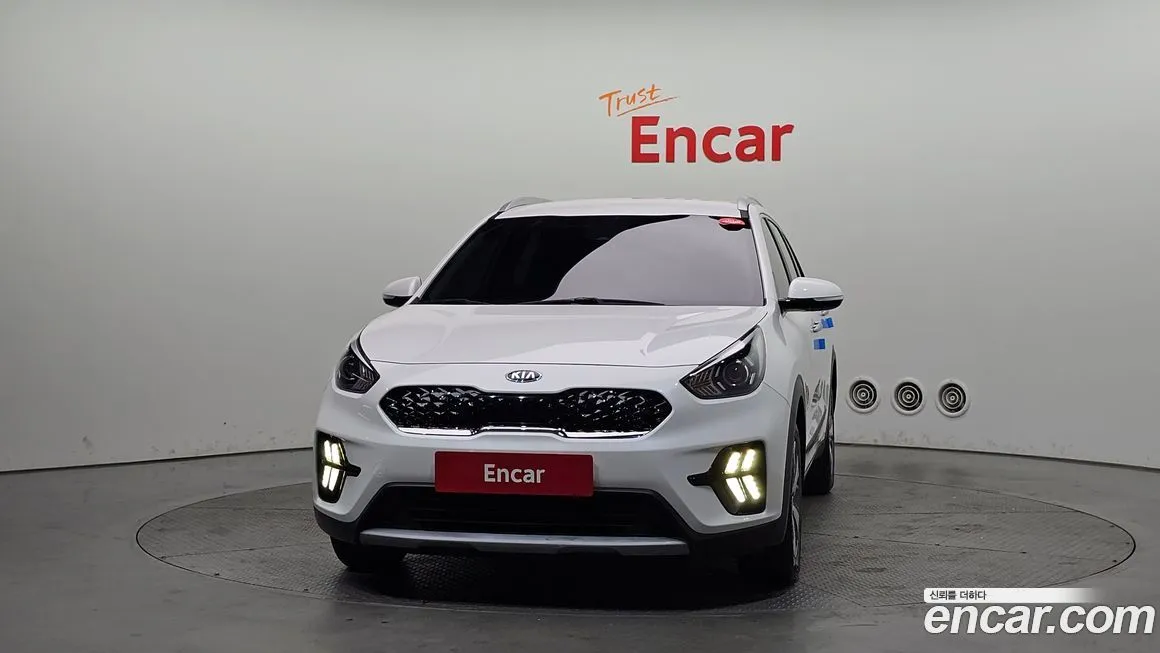 Kia Niro — фото 2