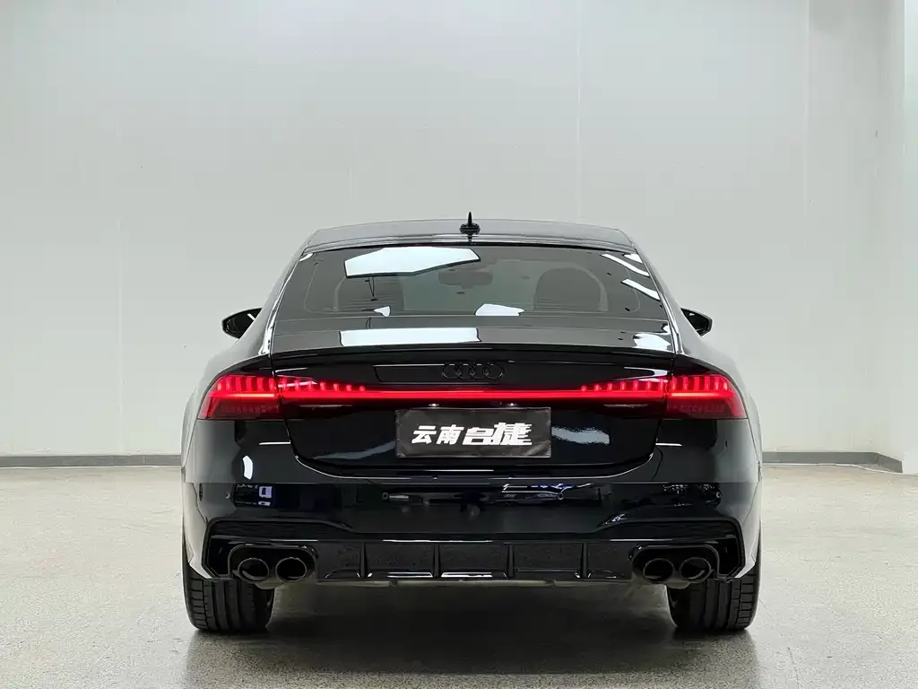 Audi A7 — фото 4