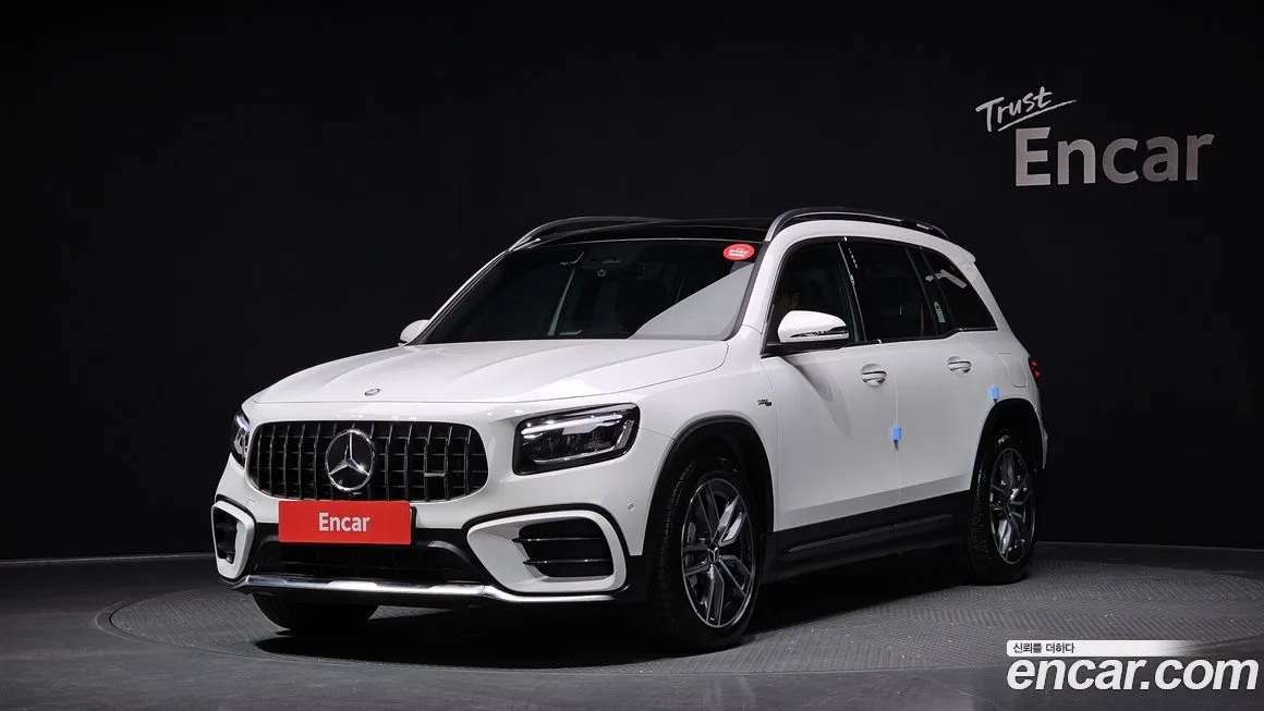 Mercedes-Benz GLB-Class — фото 1