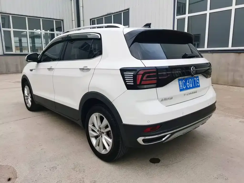 Volkswagen T-Cross — фото 8