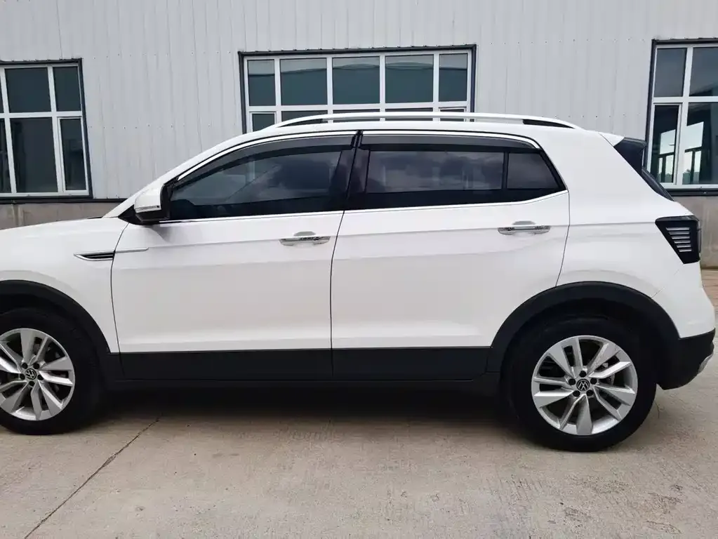 Volkswagen T-Cross — фото 5