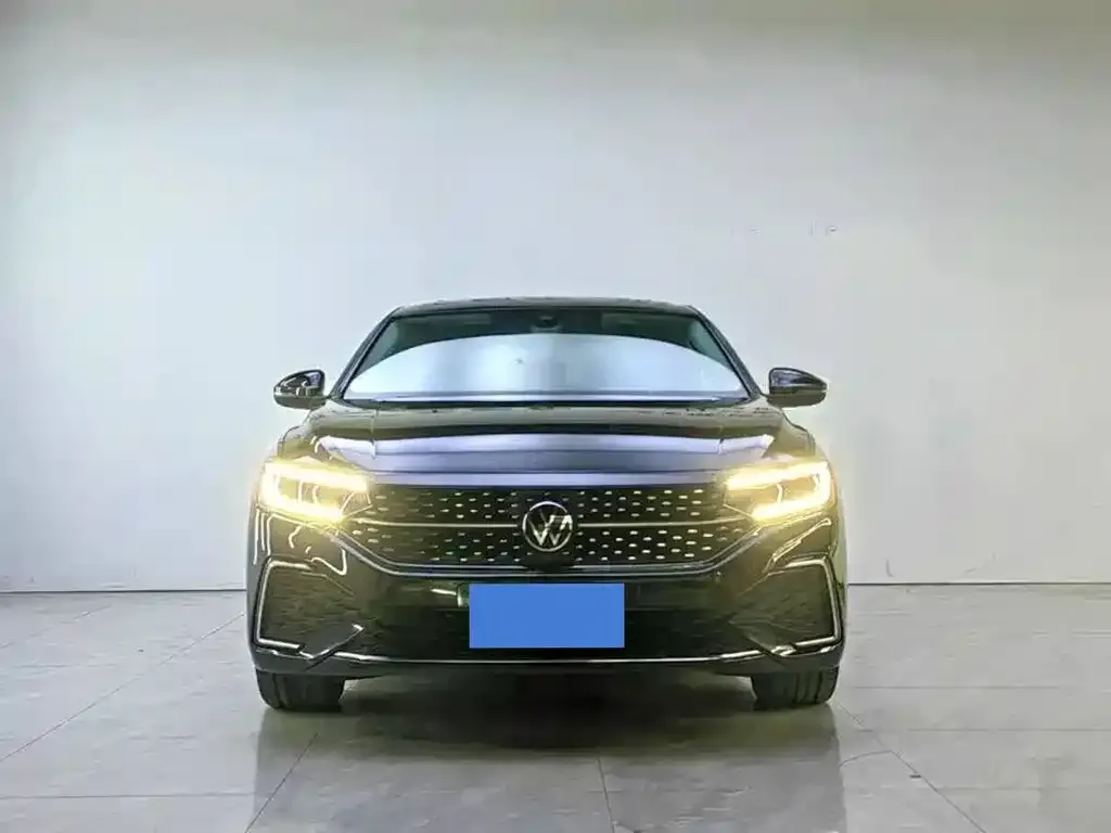 Volkswagen Passat — фото 2