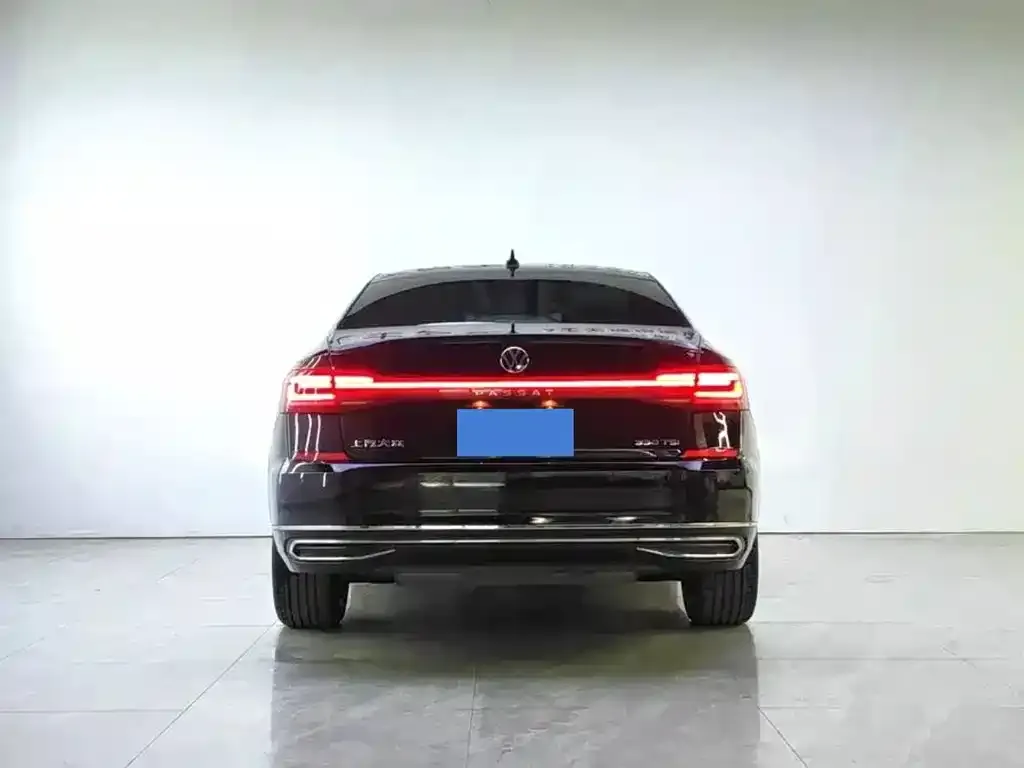 Volkswagen Passat — фото 3
