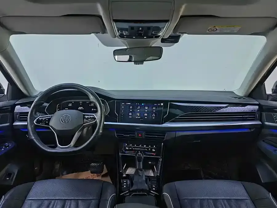 Volkswagen Passat — фото 6