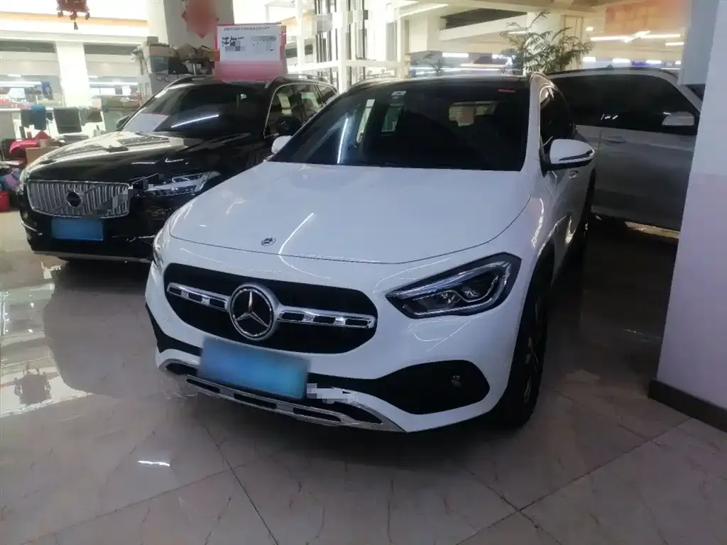 Mercedes-Benz GLA — фото 8