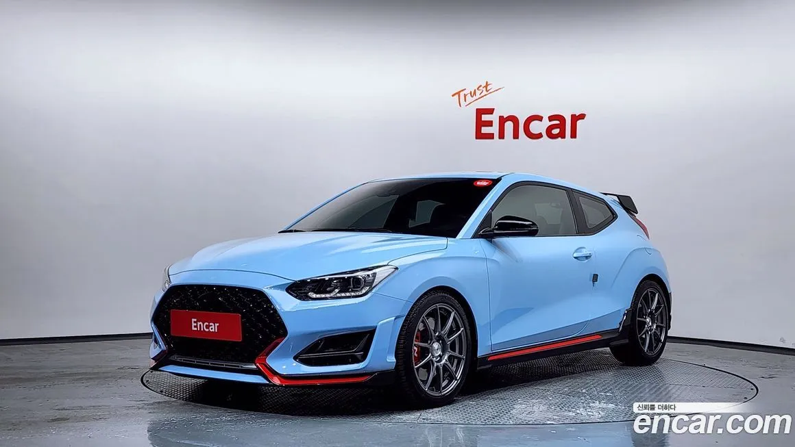 Hyundai Veloster — фото 1