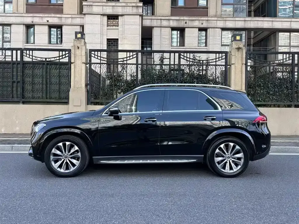 Mercedes-Benz GLE — фото 8