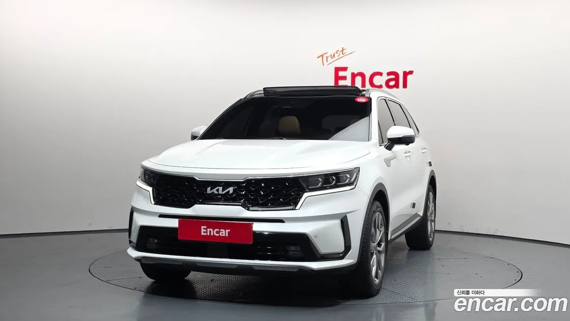 Kia Sorento — фото 6