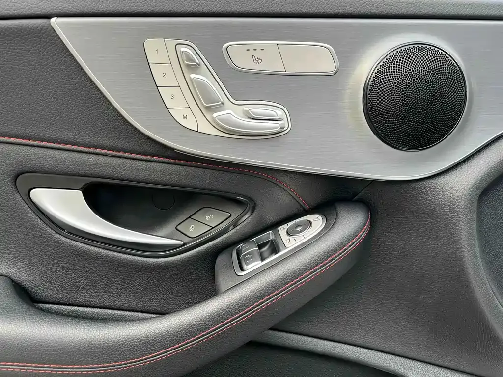 Mercedes-Benz C-Class (Import) — фото 6