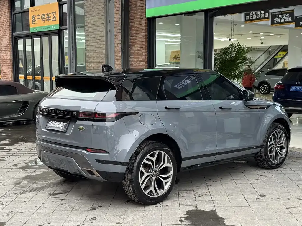Land Rover Evoque — фото 6