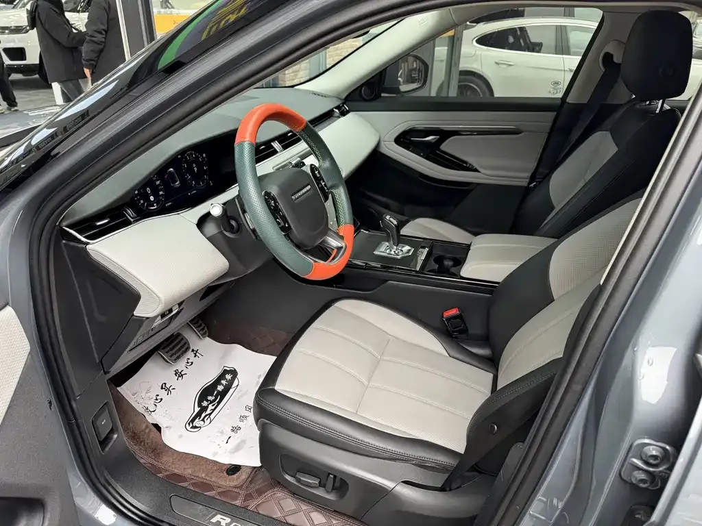 Land Rover Evoque — фото 10