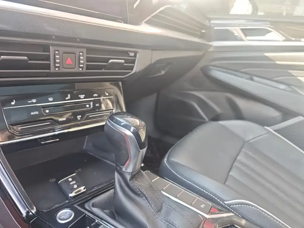Volkswagen Passat — фото 4