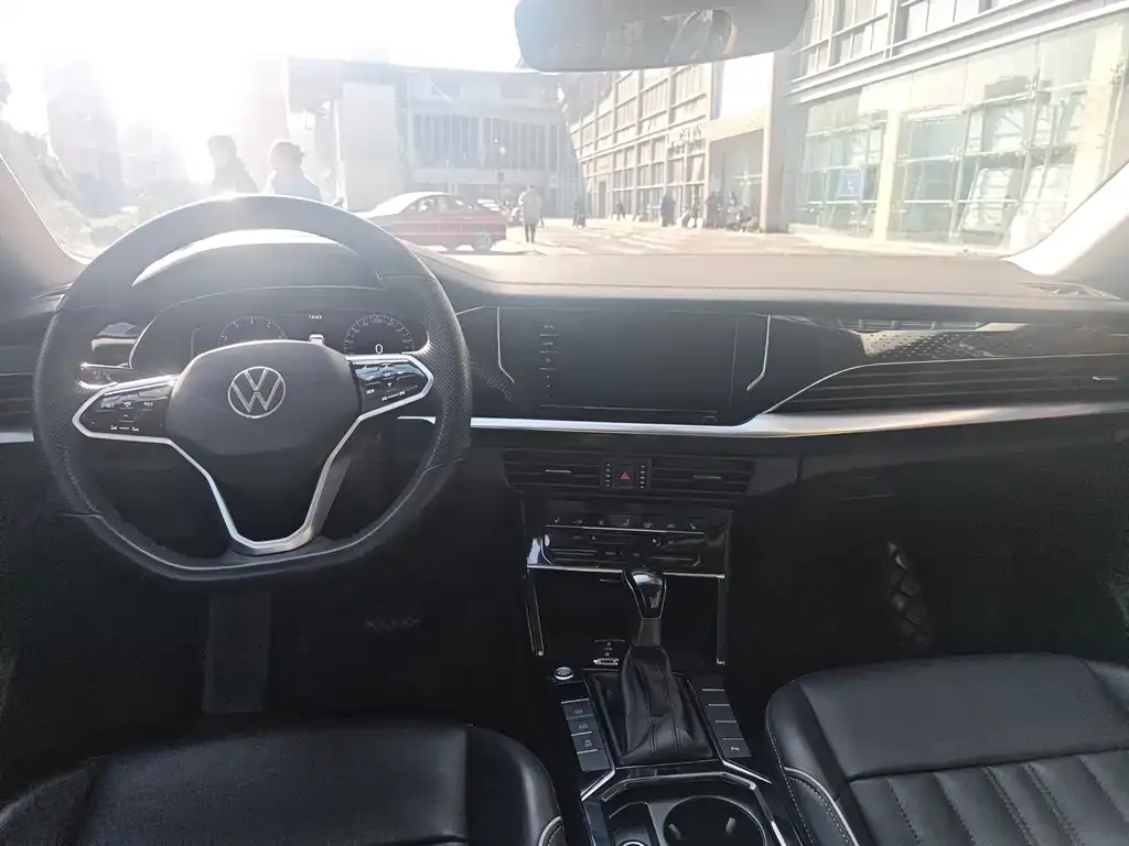 Volkswagen Passat — фото 2