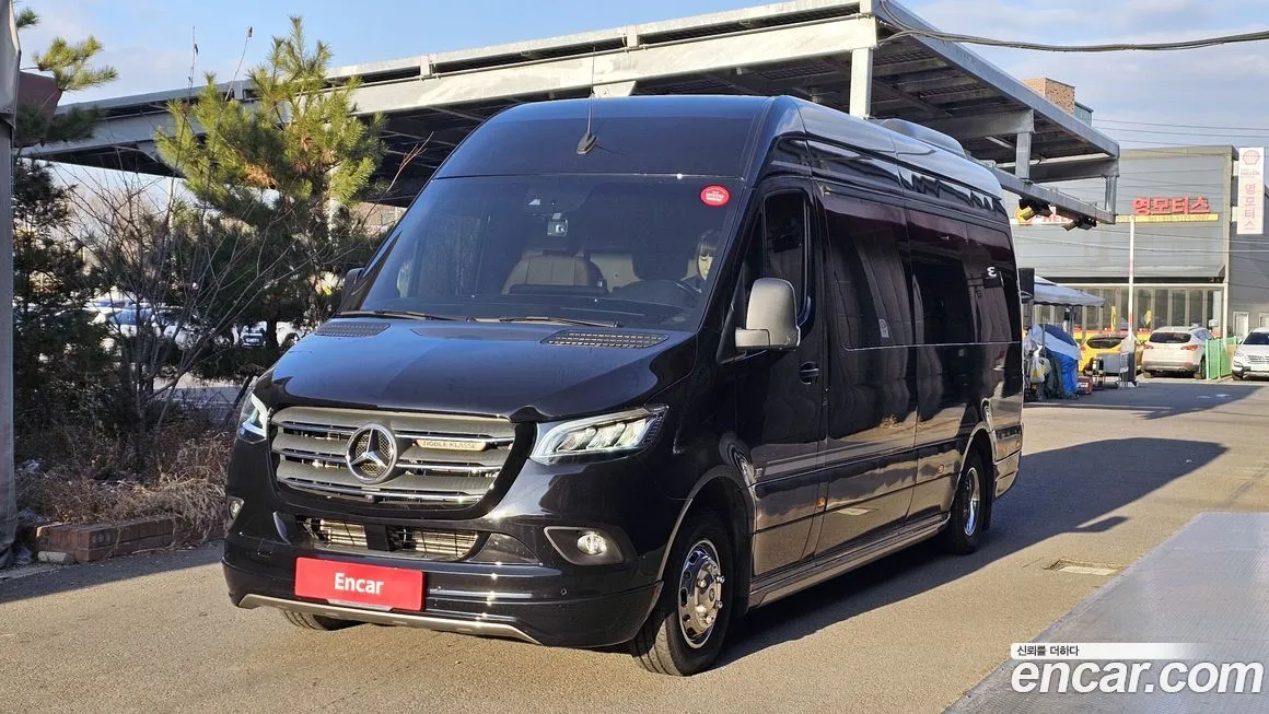 Mercedes-Benz Sprinter — фото 1